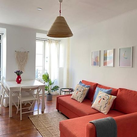 Com•Bro Apartment Лиссабон Экстерьер фото